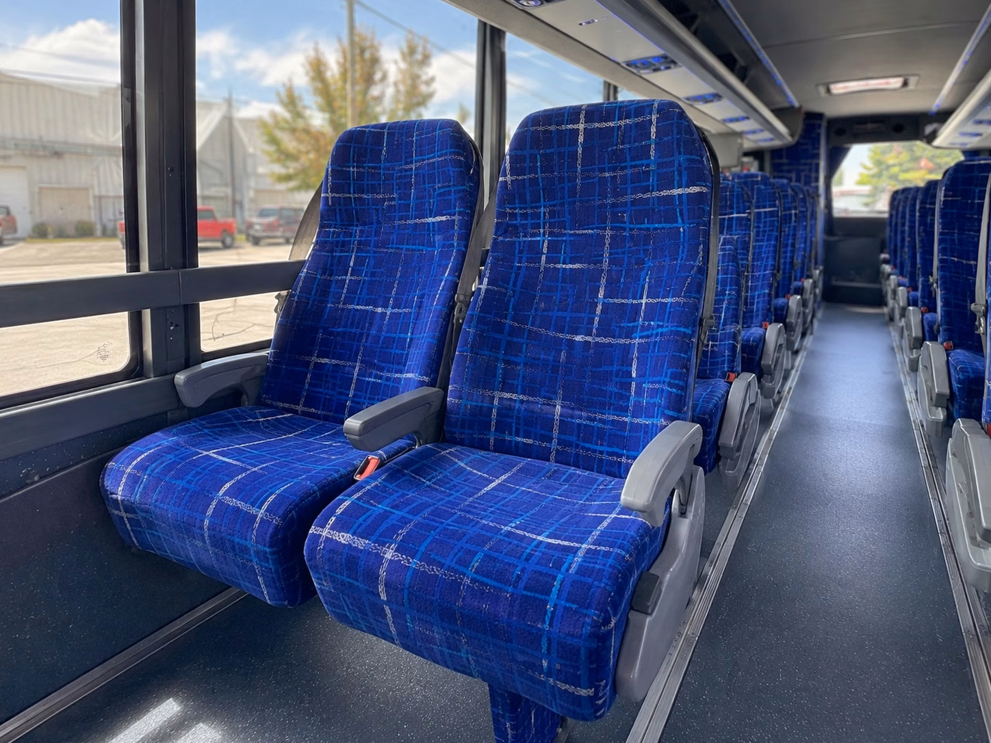 party bus rentals for sacramento river cats games at sutter health park