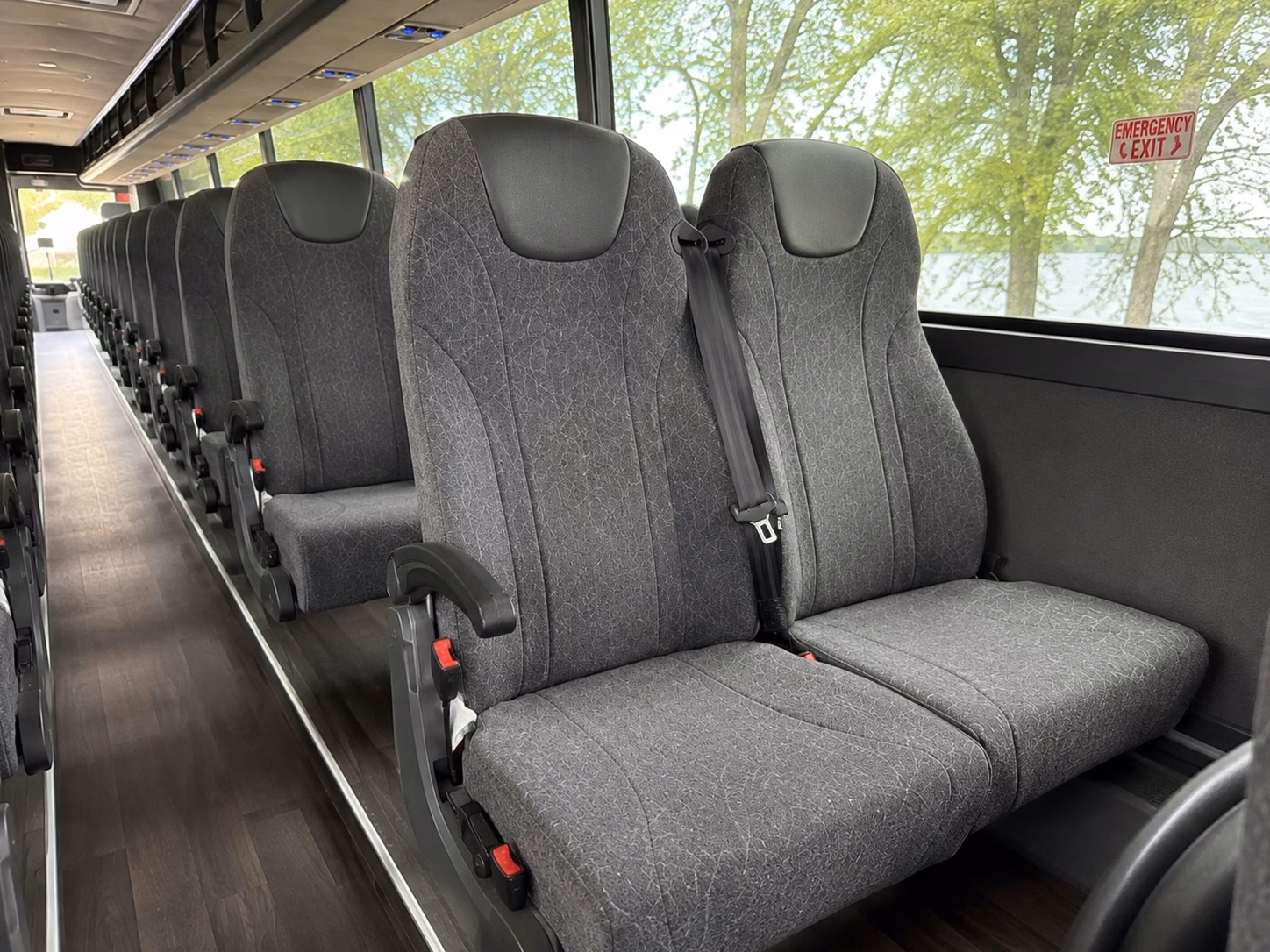 sacramento wedding guest shuttle services between hotels and venues